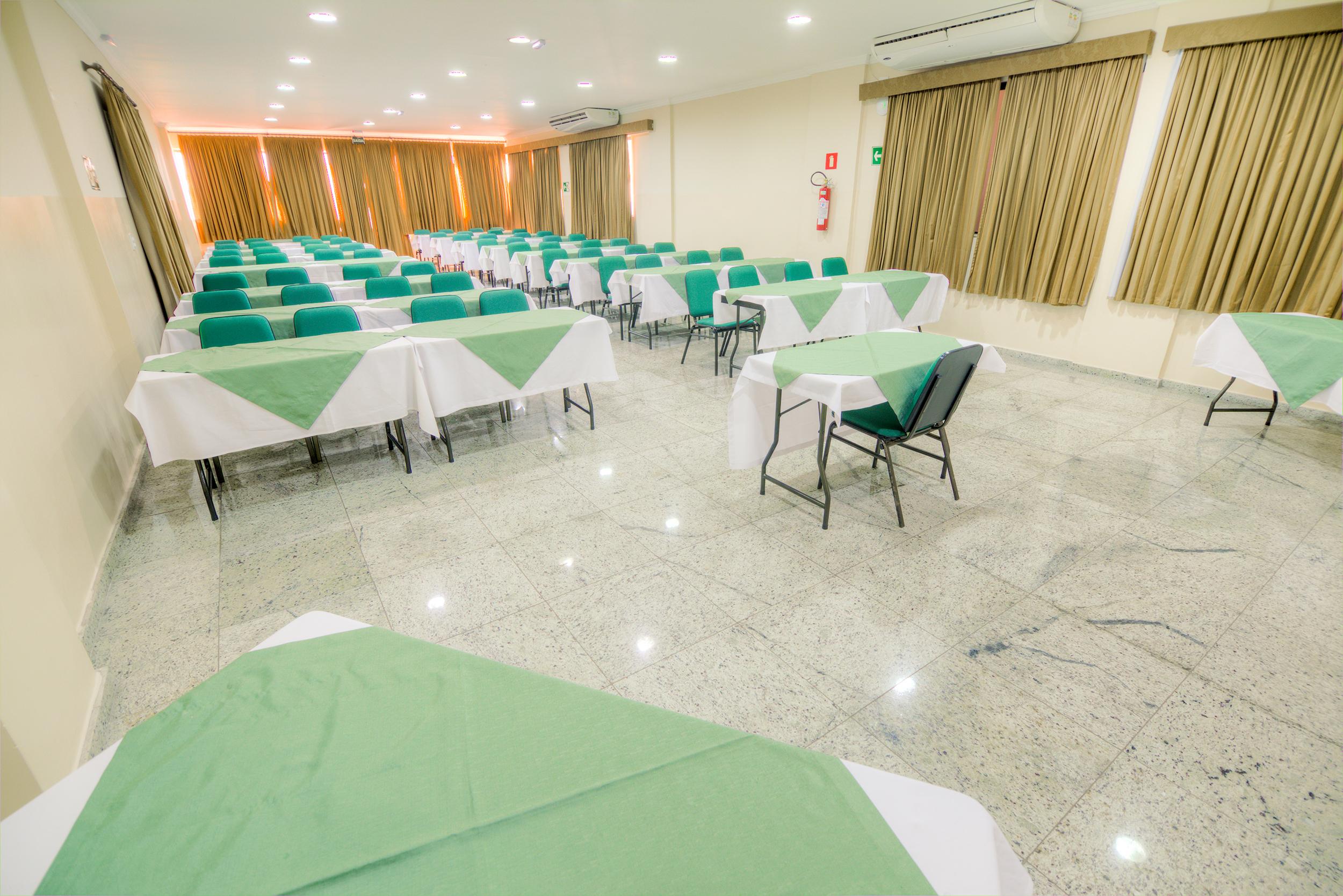 Hotel Golden Park Uberaba By Nacional Inn エクステリア 写真