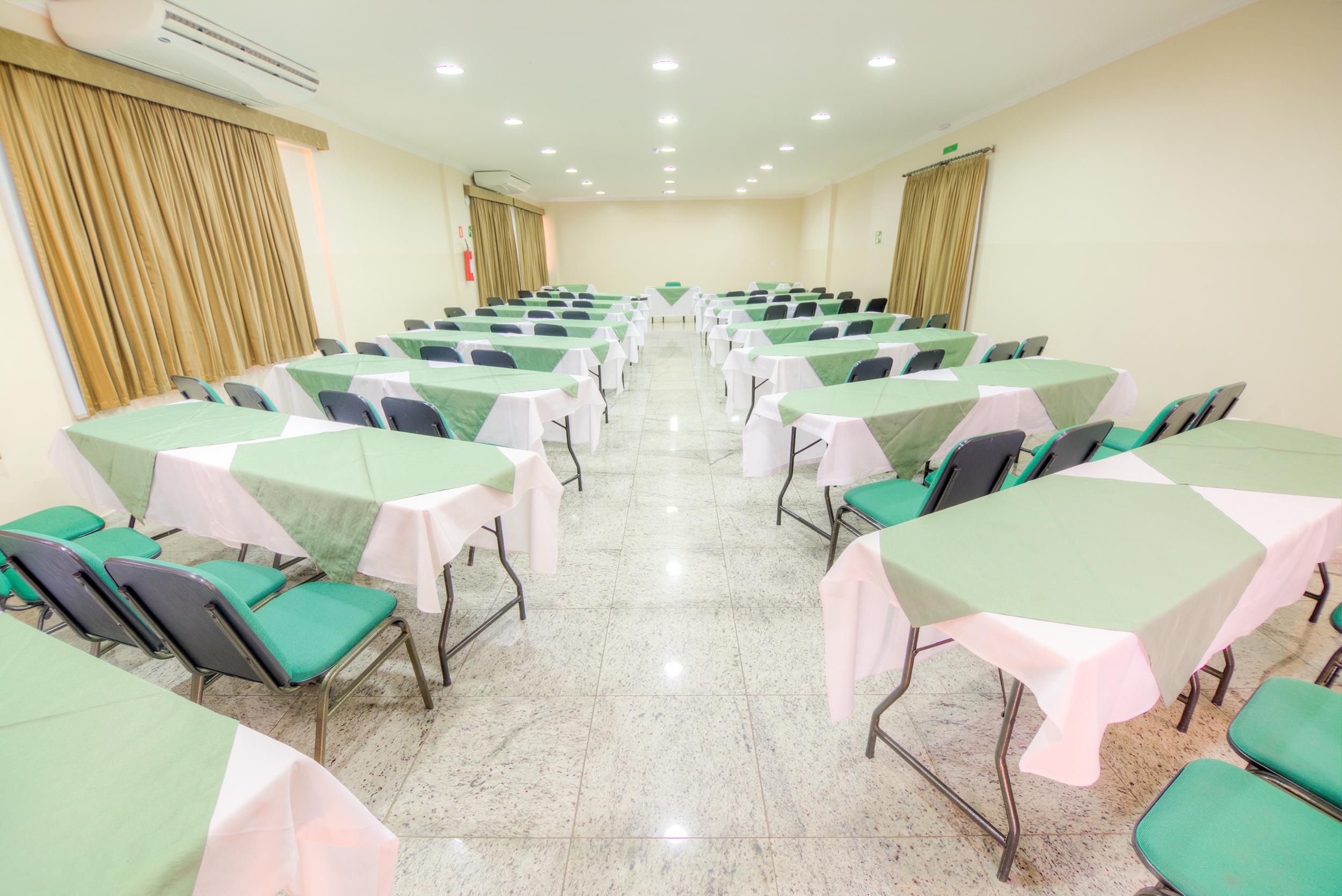 Hotel Golden Park Uberaba By Nacional Inn エクステリア 写真