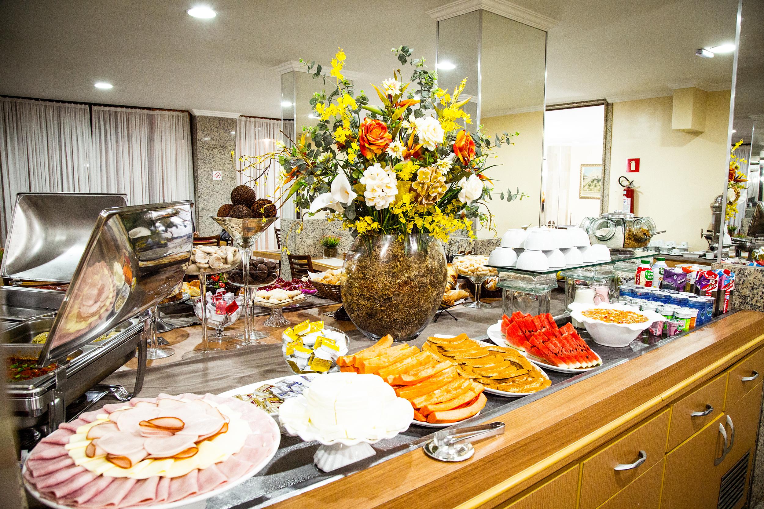 Hotel Golden Park Uberaba By Nacional Inn エクステリア 写真
