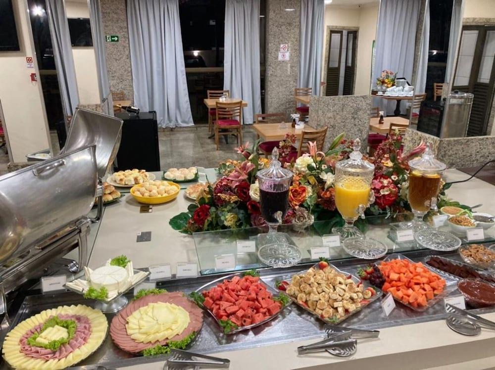 Hotel Golden Park Uberaba By Nacional Inn エクステリア 写真