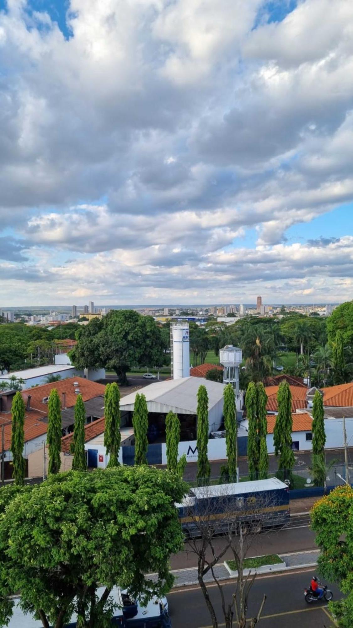 Hotel Golden Park Uberaba By Nacional Inn 部屋 写真
