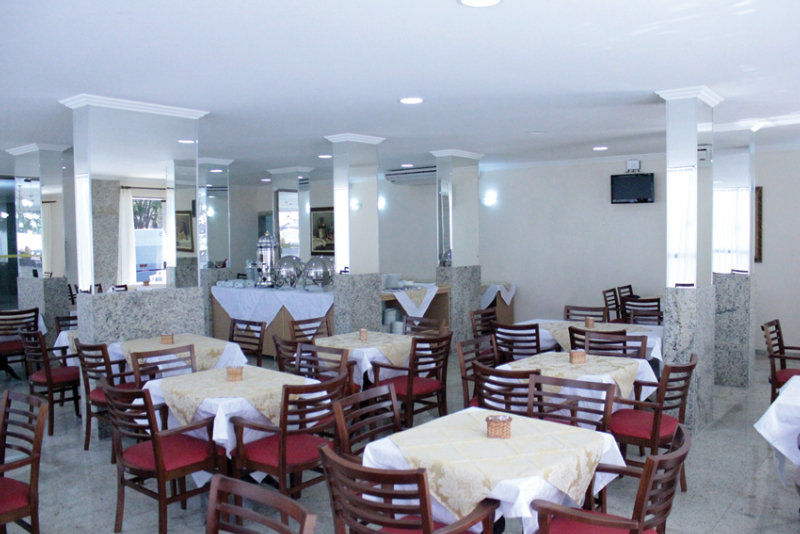 Hotel Golden Park Uberaba By Nacional Inn エクステリア 写真