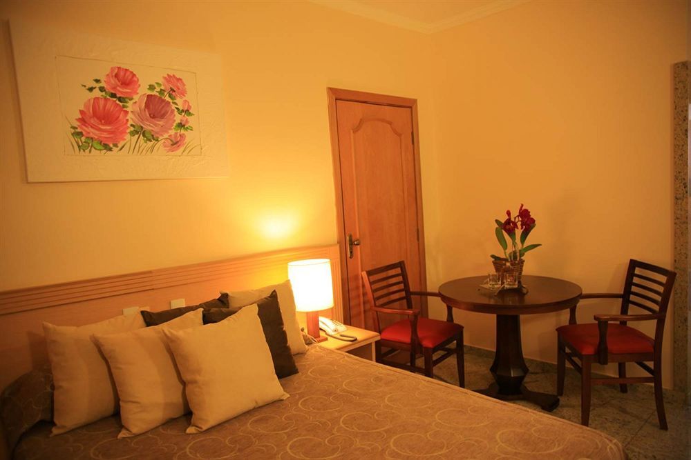 Hotel Golden Park Uberaba By Nacional Inn エクステリア 写真